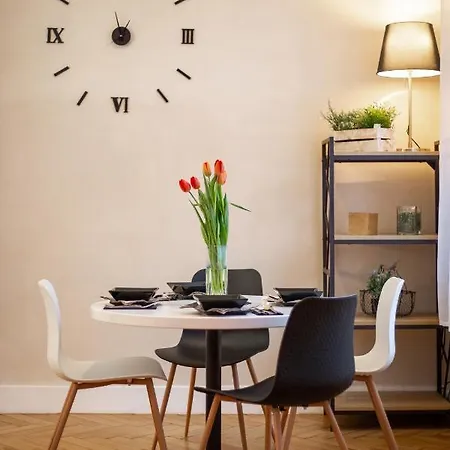 Апартаменты Amistik Old Town *